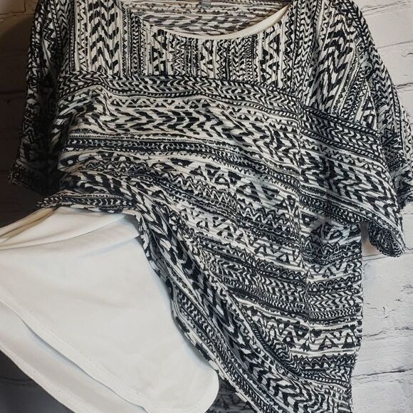 NY Collection  - Picture 4 of 4